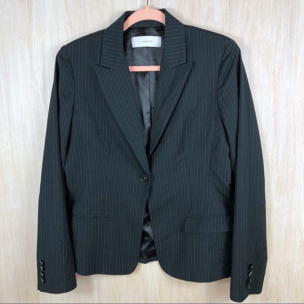 T Tahari Pinstripe Single Breasted Career Business Workwear Office Blazer 10